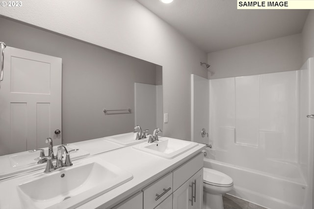 6286 SE 20th St, Gresham, OR 97080 - full bathroom featuring toilet, double vanity, and tub / shower combination