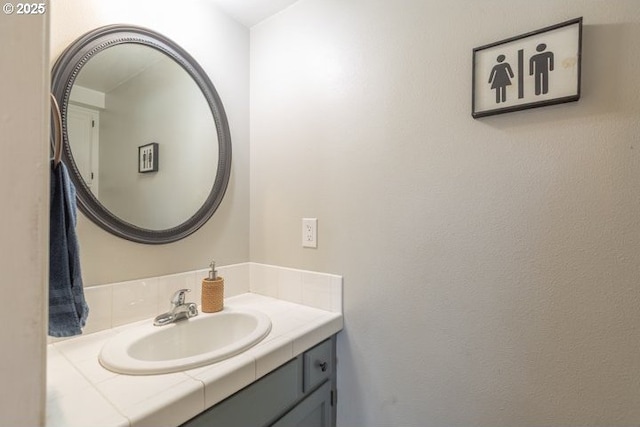 3681 Silverstone Ct NE, Salem, OR 97305 - bathroom with vanity