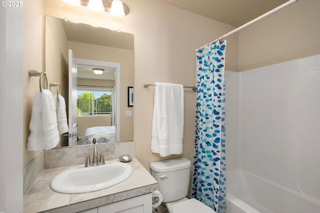 28683 SW Orleans Ave, Wilsonville, OR 97070 - ensuite bathroom featuring toilet, vanity, and shower / bath combination with curtain