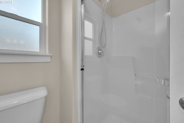 3015 Guadalupe Way, Eugene, OR 97408 - full bathroom featuring toilet and a stall shower