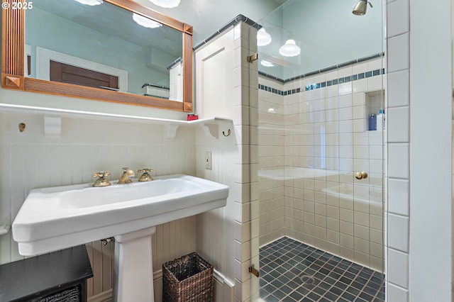 2783 NE Wiberg Ln, Portland, OR 97213 - full bathroom with a shower stall and wainscoting