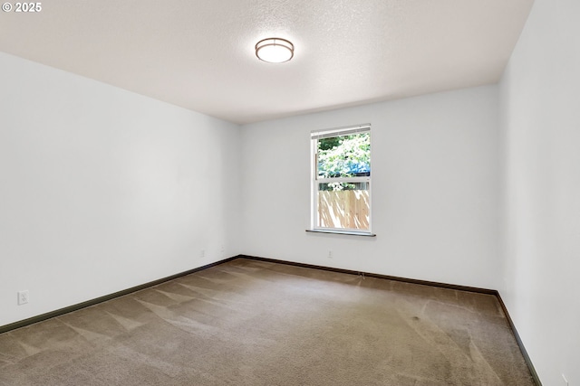 70 Jefferson Aly, Eugene, OR 97402 - unfurnished room featuring carpet floors and baseboards