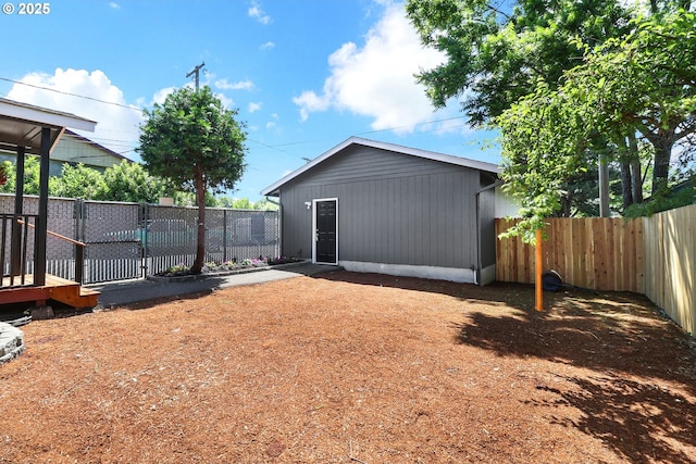 70 Jefferson Aly, Eugene, OR 97402 - view of fenced backyard