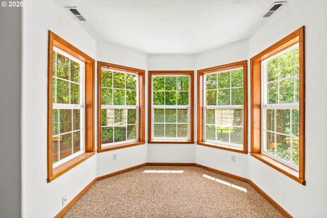 4060 Hampshire Ln, Eugene, OR 97404 - view of unfurnished sunroom