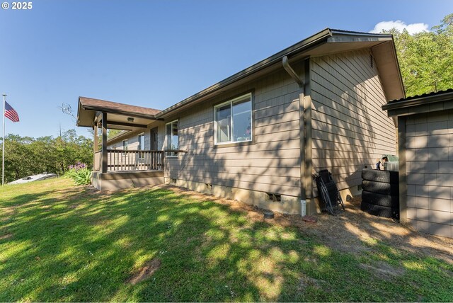 460 Huckleberry Mt Ln, Riddle, OR 97469 - view of property exterior with crawl space and a yard