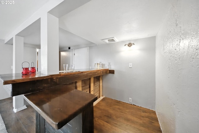 720 NW Johns Pl, Pendleton, OR 97801 - bar area featuring wood finished floors