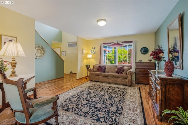 287 SW Oliver Ct, Dundee, OR 97115 - living room with wood finished floors