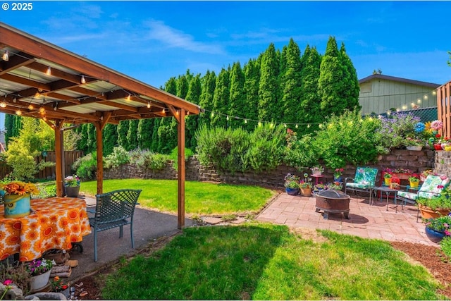 287 SW Oliver Ct, Dundee, OR 97115 - view of yard featuring an outdoor fire pit and a patio