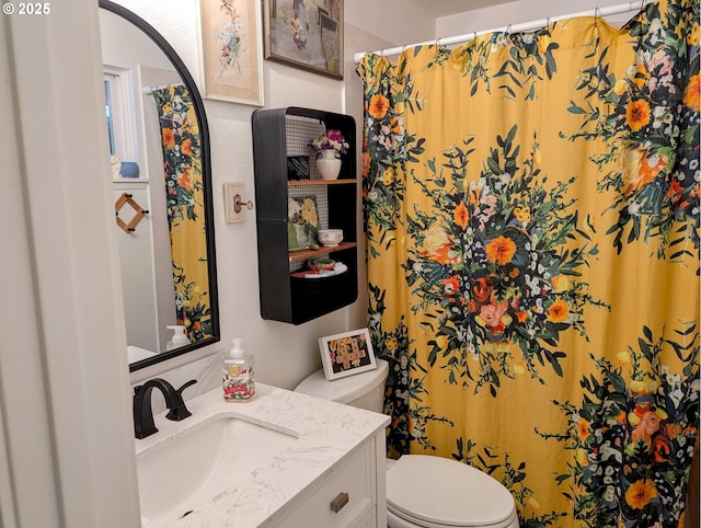 695 NW Towle Ave, Gresham, OR 97030 - bathroom with vanity and a shower with curtain