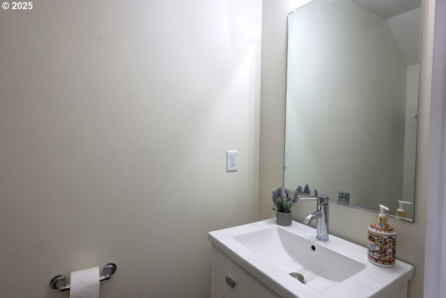 27 NW 6th Pl, Warrenton, OR 97146 - bathroom with vanity