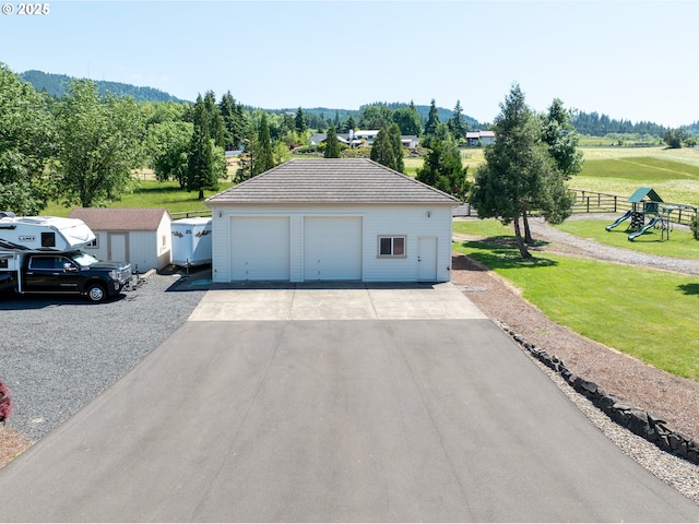 33685 Van Duyn Rd, Eugene, OR 97408 - view of detached garage