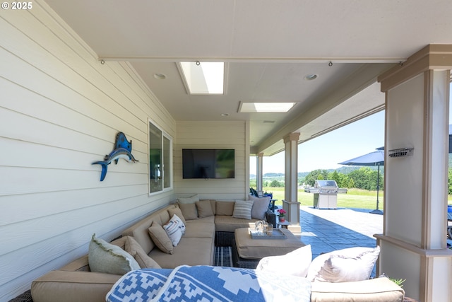 33685 Van Duyn Rd, Eugene, OR 97408 - view of patio featuring an outdoor hangout area