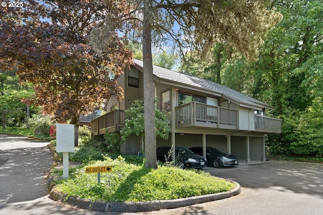 7752 SW Barnes Rd Unit B, Portland, OR 97225 - back of property featuring covered parking