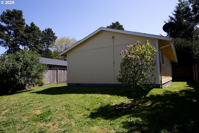 view of side of home