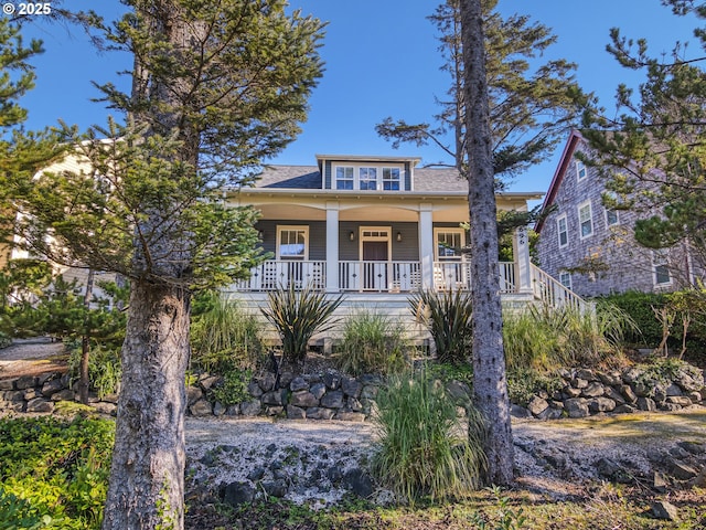 2696 SW Barnacle Ave, Lincoln City, OR 97367 - bungalow with a porch and roof with shingles