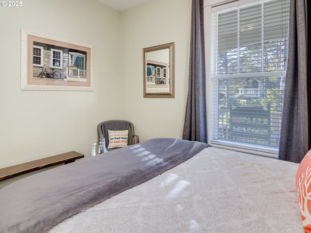 2696 SW Barnacle Ave, Lincoln City, OR 97367 - view of bedroom