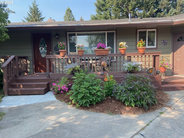 view of property entrance