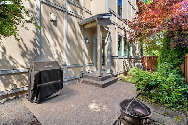 29229 SW Costa Cir E, Wilsonville, OR 97070 - view of patio with a fire pit and grilling area