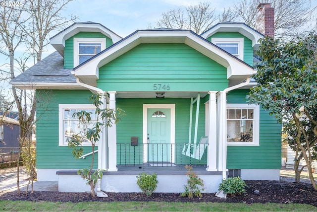 view of front of house featuring a porch