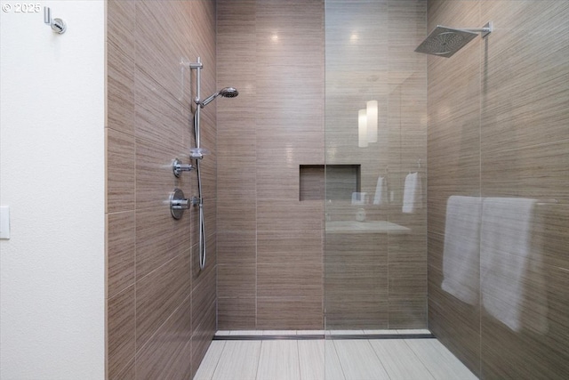 542 4th St, Lake Oswego, OR 97034 - bathroom featuring a tile shower