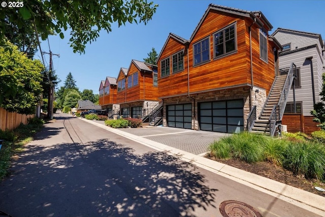 542 4th St, Lake Oswego, OR 97034 - view of road with stairs