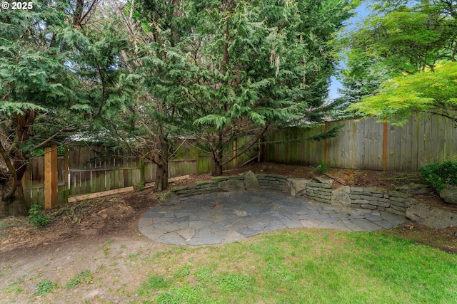 1206 NW Mayfield Rd, Portland, OR 97229 - view of yard featuring a patio area