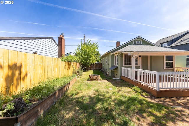 125 NE 80th Ave, Portland, OR 97213 - view of yard featuring a wooden deck