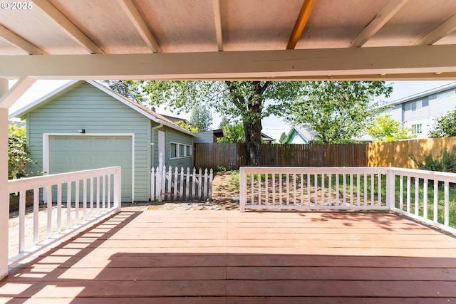 125 NE 80th Ave, Portland, OR 97213 - wooden terrace with an outdoor structure