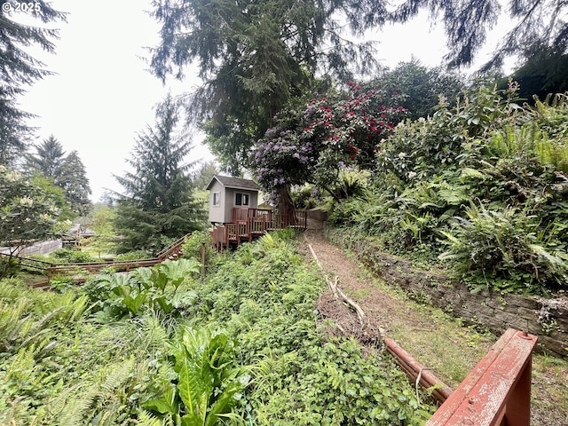 755 17th Ave, Coos Bay, OR 97420 - view of yard with a deck