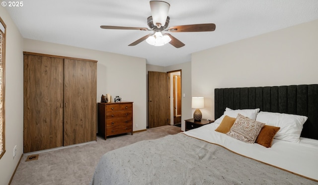 9115 NE Meadowbrook Cir, Vancouver, WA 98664 - bedroom featuring light carpet and a ceiling fan