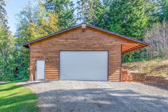 415 Spruce Creek Rd, Longview, WA 98632 - detached garage with driveway
