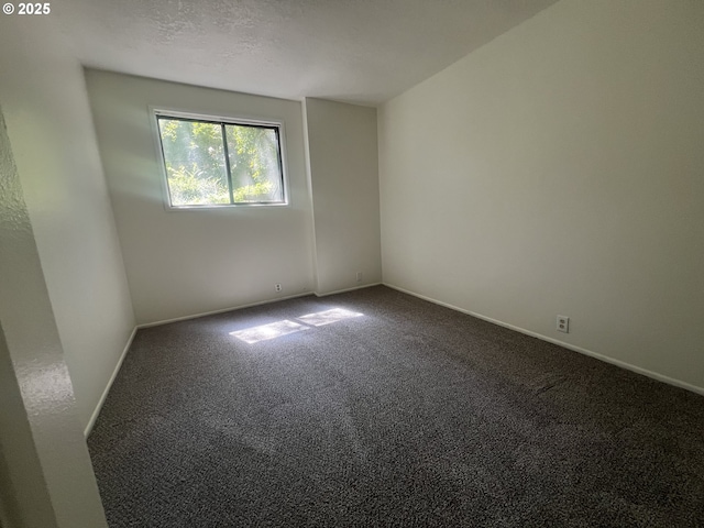 3663 Wilshire Ln, Eugene, OR 97405 - empty room with carpet floors and baseboards