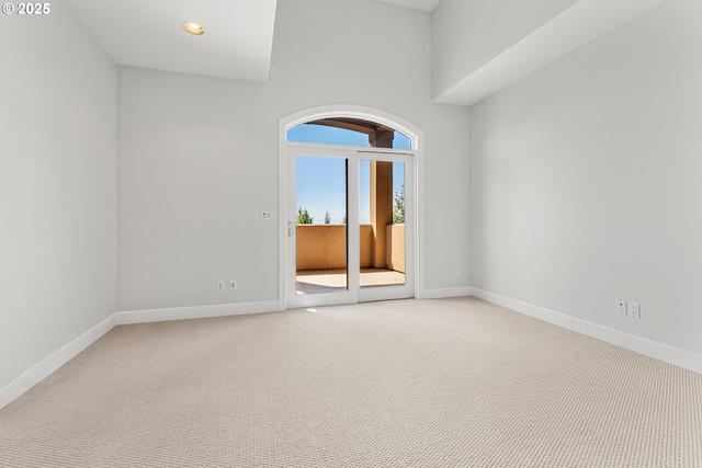 370 NW 81st Pl, Portland, OR 97229 - unfurnished room featuring light carpet, baseboards, and recessed lighting