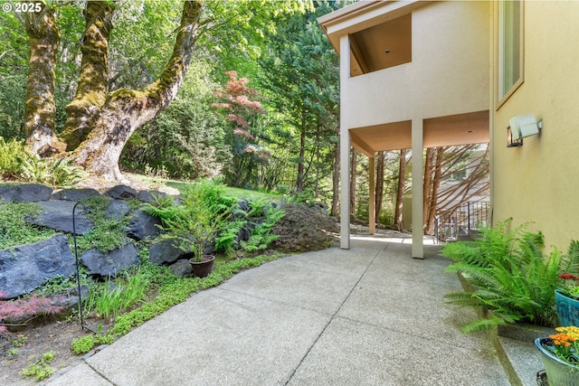 370 NW 81st Pl, Portland, OR 97229 - view of patio / terrace