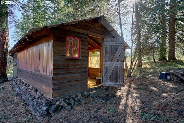 view of outbuilding featuring an outbuilding