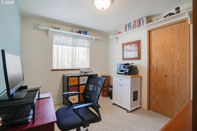 5219 Lacey Ct N, Keizer, OR 97303 - carpeted office space featuring a textured ceiling