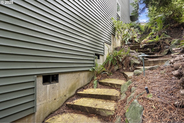 13581 SW Essex Dr, Portland, OR 97223 - view of side of home