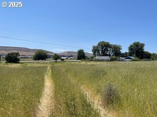 9251 State Route 14, Wishram, WA 98673