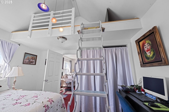 925 S Irvine Pl, Seaside, OR 97138 - bedroom featuring high vaulted ceiling