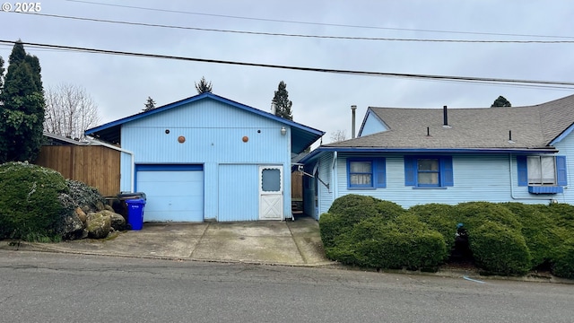 view of front of house featuring a garage