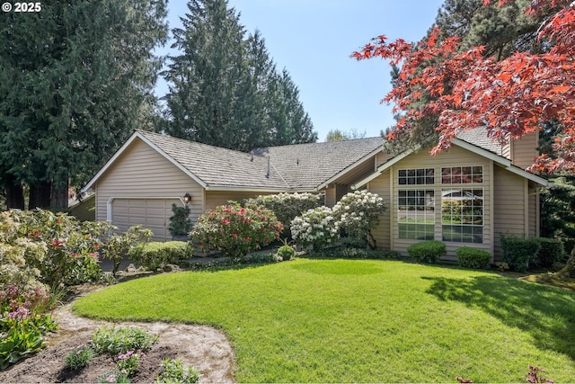 515 SW Colony Dr, Portland, OR 97219 - view of front of property featuring a front yard and an attached garage