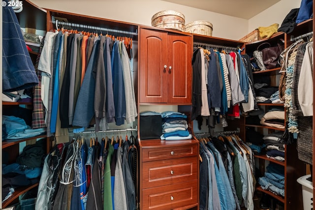 2809 Dead Indian Memorial Rd, Ashland, OR 97520 - view of walk in closet