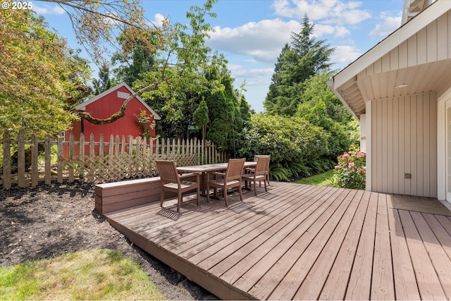 20198 SW Tillamook Ct, Tualatin, OR 97062 - wooden deck with outdoor dining space