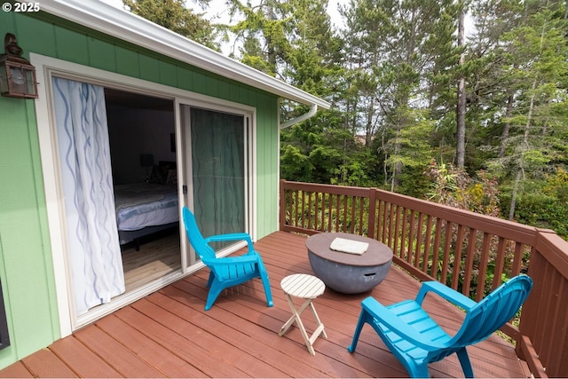 1896 W Park Dr, Florence, OR 97439 - view of wooden terrace