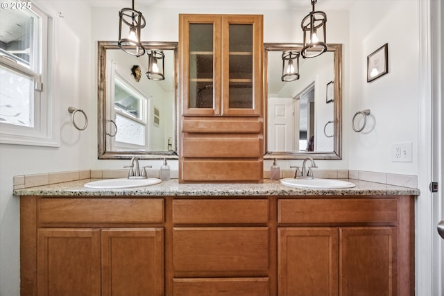 1903 SE 158th Ave, Portland, OR 97233 - full bath featuring double vanity