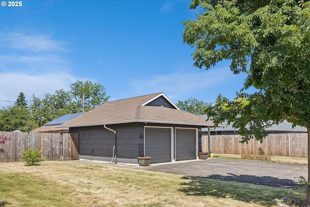 1903 SE 158th Ave, Portland, OR 97233 - garage featuring asphalt driveway