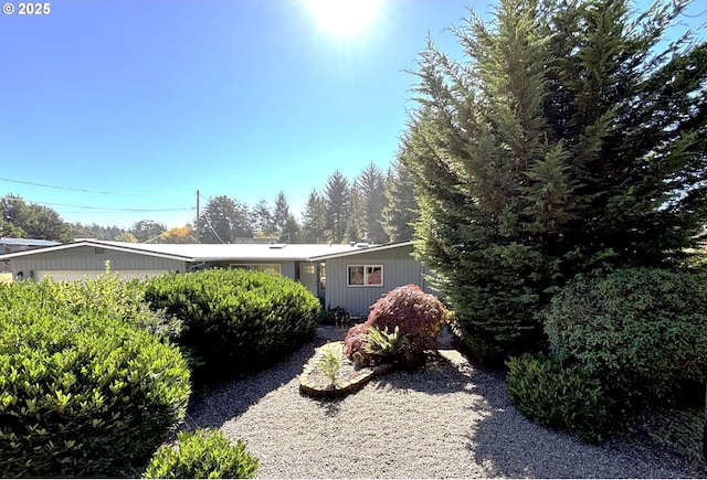 90726 Sanddollar Ln, Coos Bay, OR 97420 - view of front of property