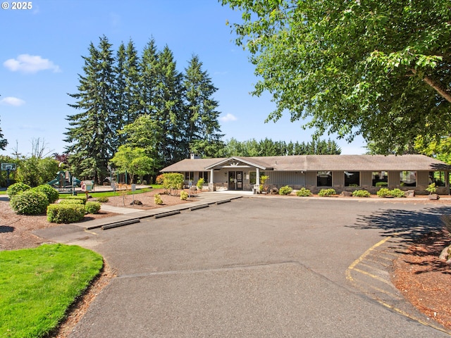 5417 N St, Washougal, WA 98671 - view of front of property with uncovered parking