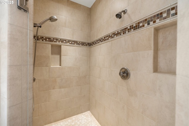 20905 NE 96th Ave, Battle Ground, WA 98604 - bathroom featuring a tile shower