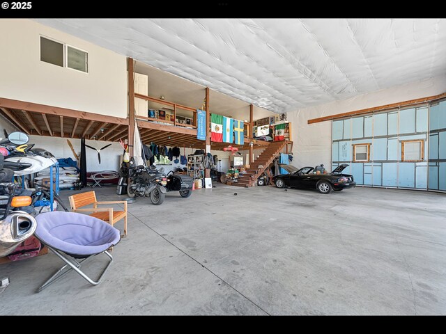 62242 Tamarack Springs Ln, Summerville, OR 97876 - view of garage